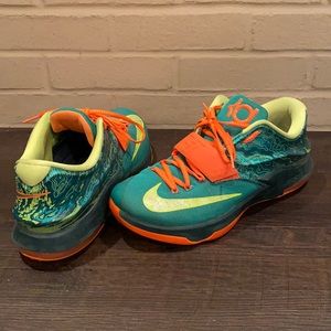 KD Basketball Shoes
